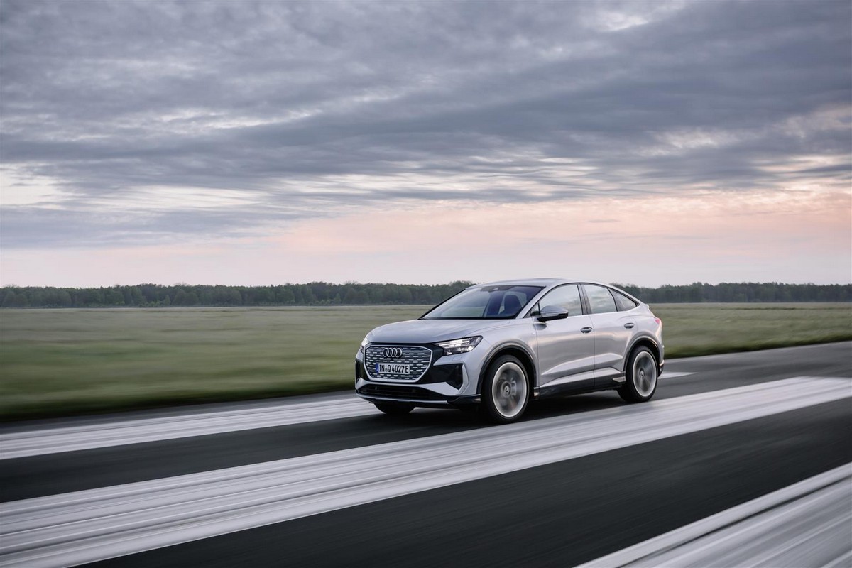 Audi Q4 Sportback 45 etron quattro la nuova versione a trazione